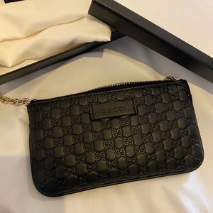 Brand new Gucci Guccisima wallet with key chain